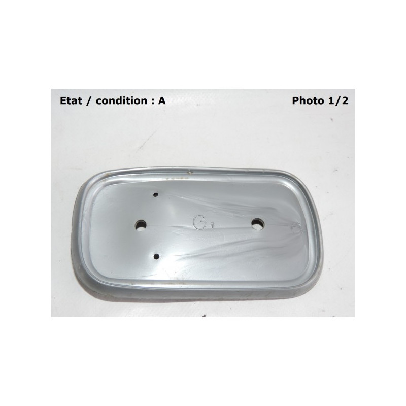Left front light bulb holder PK 3100