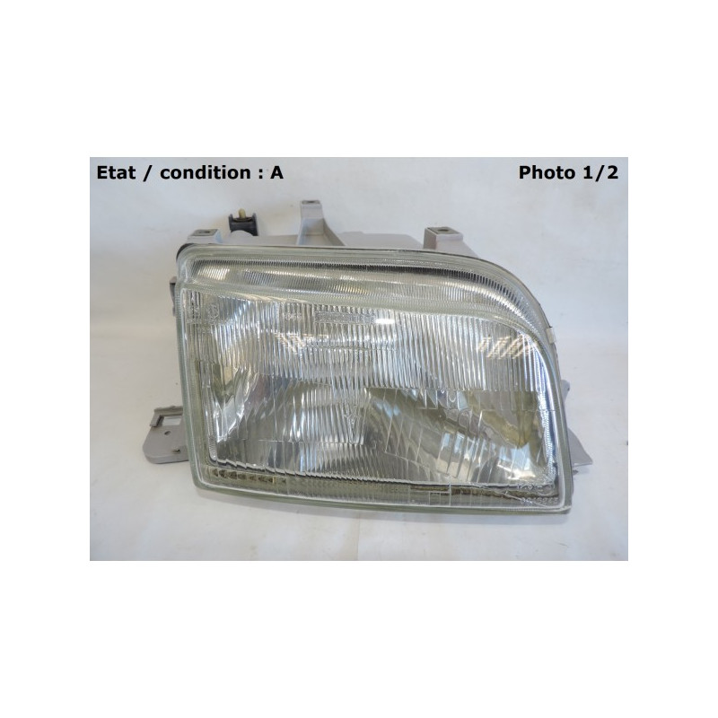 Phare droit H4 CARELLO 866