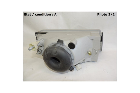 Right headlight European Code ELMA 92605212