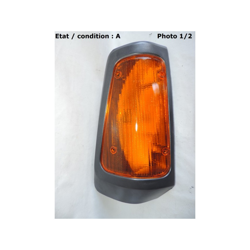 Clignotant feu avant droit PV P1801D
