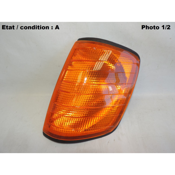 Feu clignotant gauche HELLA 9EL 129615-011