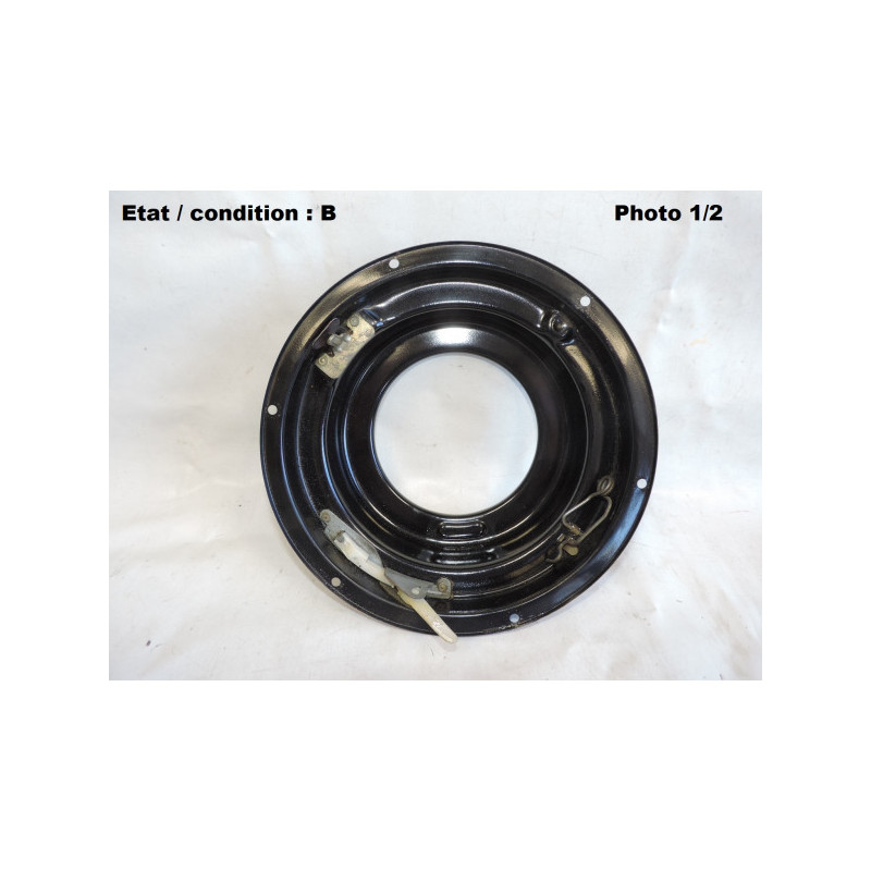 Left headlight housing