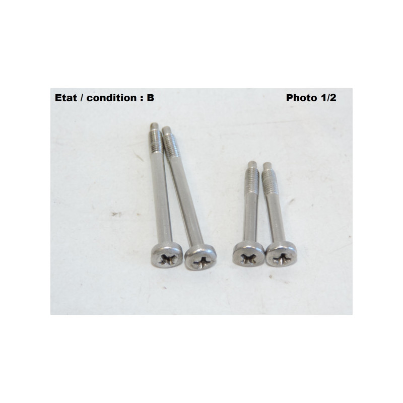 Kit of 3 special screws for taillight