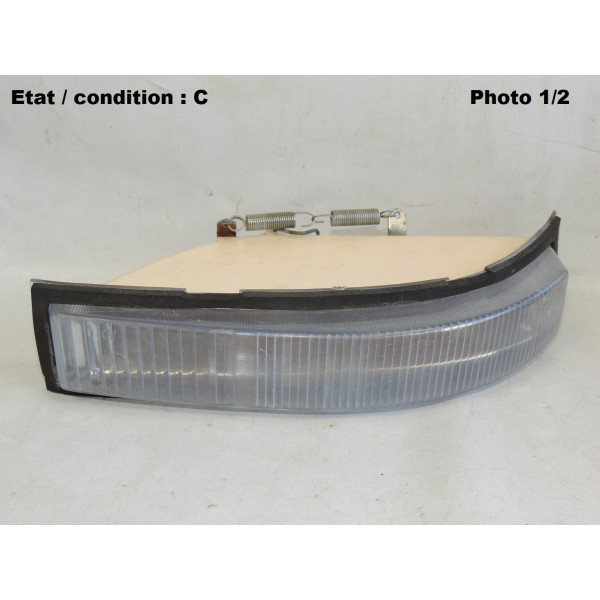 Left front light indicator AXO 1589