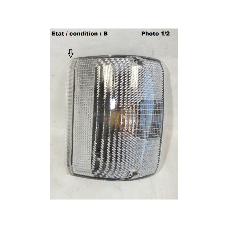 Feu clignotant droit CARELLO 9008