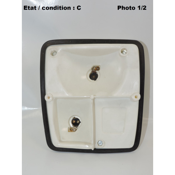 Platine feu arrière droit ARIC 44.506.150