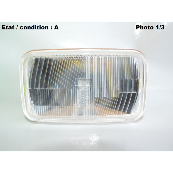 Halogen dip beam headlight Code H1 "Surface complexe" CIBIE 084605