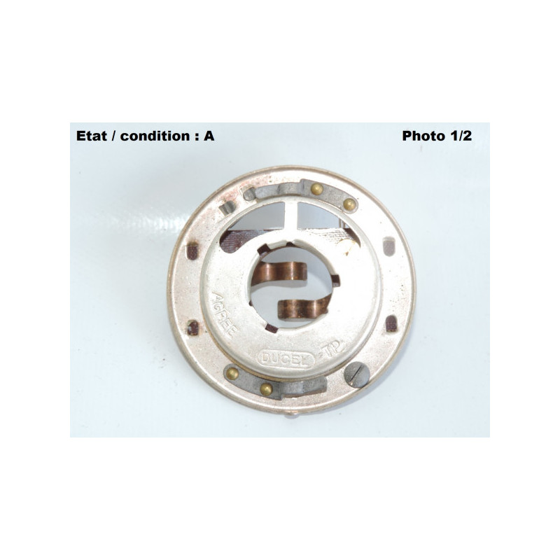 Bulb holder Standard Code BA21d DUCELLIER 65170
