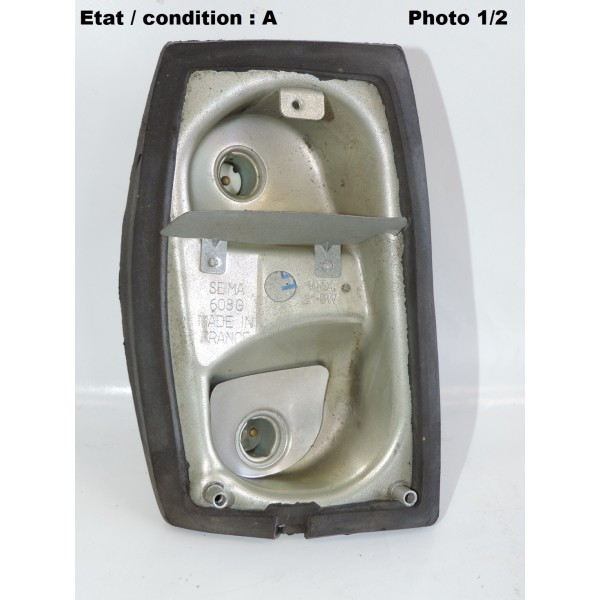 RENAULT R6 (-73) - Platine feu arrière gauche SEIMA 608G