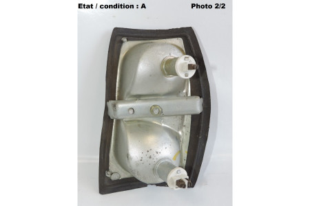RENAULT R6 (-73) - Platine feu arrière gauche SEIMA 608G