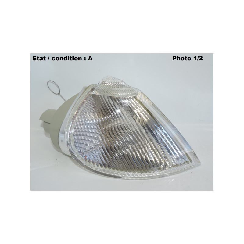 Feu clignotant avant droit HELLA 9BG142248-021