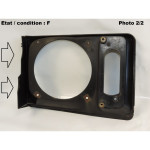 Enjoliveur phare droit calandre