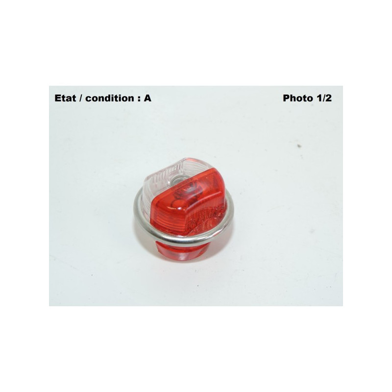 Cabochon feu position aile latéral PK 4123