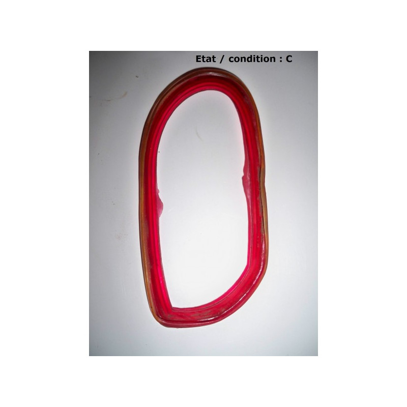 Rubber for right hand tail light lens