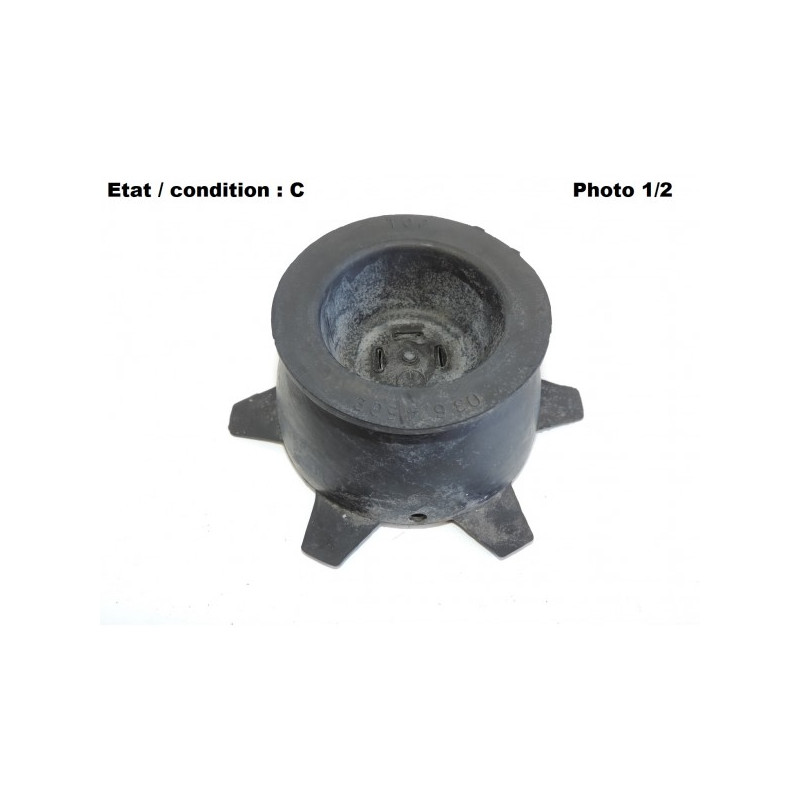 Headlight sealing cap CARELLO 03.674.509 black