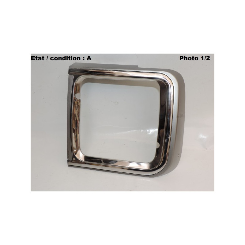 Enjoliveur phare gauche calandre CPIO (gris)