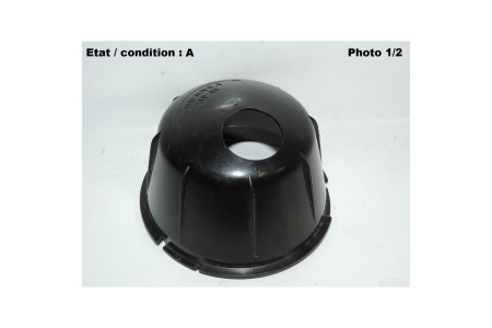 Plastic casing for headlight