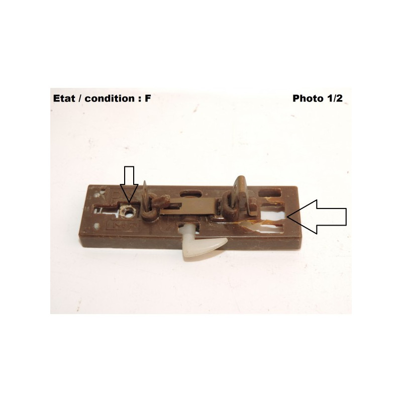 Dome light bulb holder PK LMP (brown)