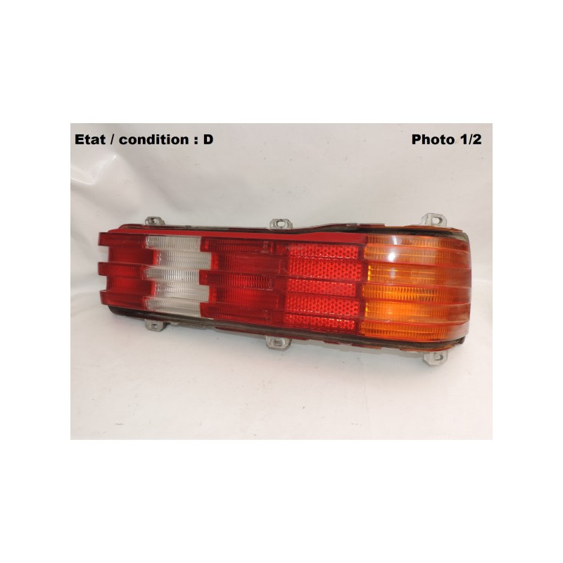 Complete right taillight SR 22064R