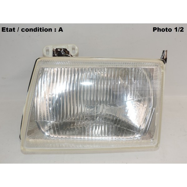 Left headlight H4 CARELLO 643