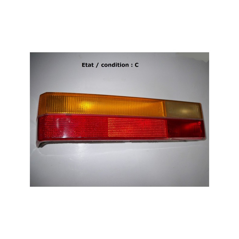 Feu arrière gauche SR 22068