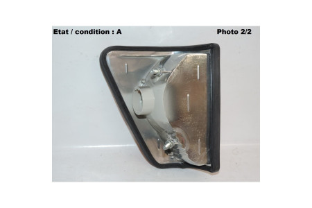 Feu clignotant gauche HELLA 2BA003197-011