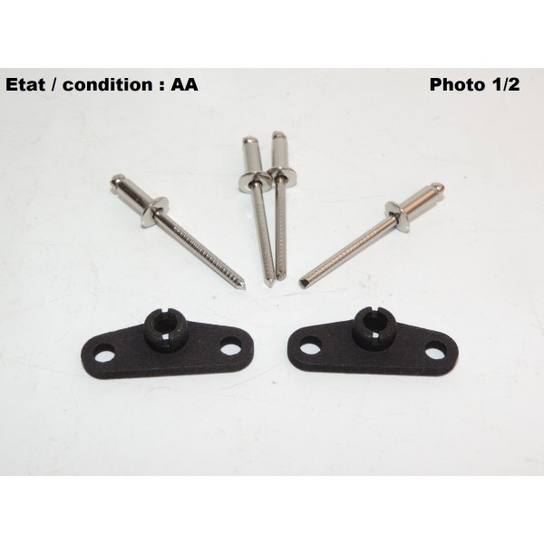 Paire oeillets de fixation de phare
