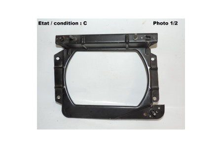 Right headlight holder