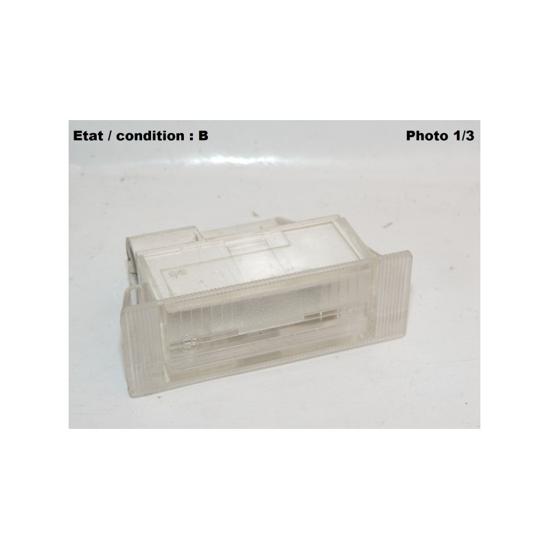 Feu plaque immatriculation YORKA 004.092