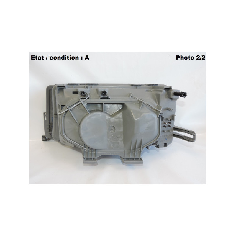 Right headlight H4 + H3 HELLA 1EJ004070-08