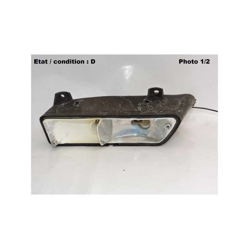 Left front light indicator bulb holder
