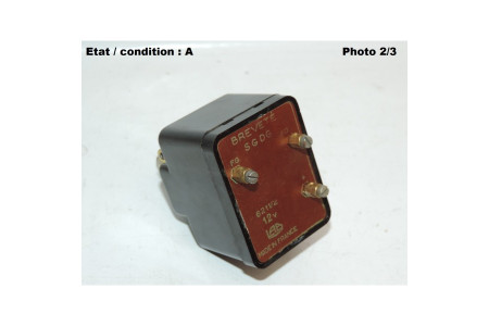 Commutateur clignotant 12V 2x15W LABINAL 2412-A