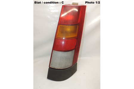 RENAULT Super 5 - Feu arrière droit SCINTEX 297202
