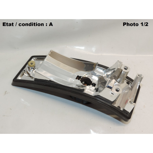 Front light indicator bulb holder HELLA E1 32781