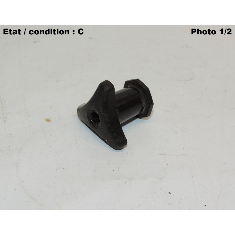 Vis de maintien feu arrière