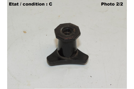 Vis de maintien feu arrière
