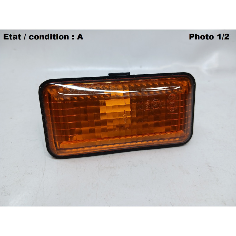 VW Golf, Vento (91-95) - Feu répétiteur de clignotant HELLA 9EL144431-001
