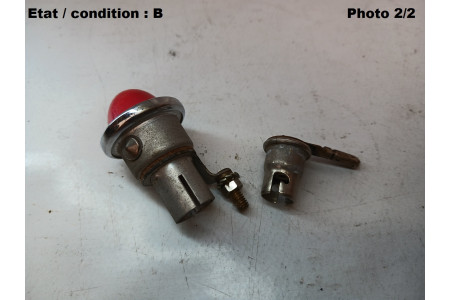 Complete red side light