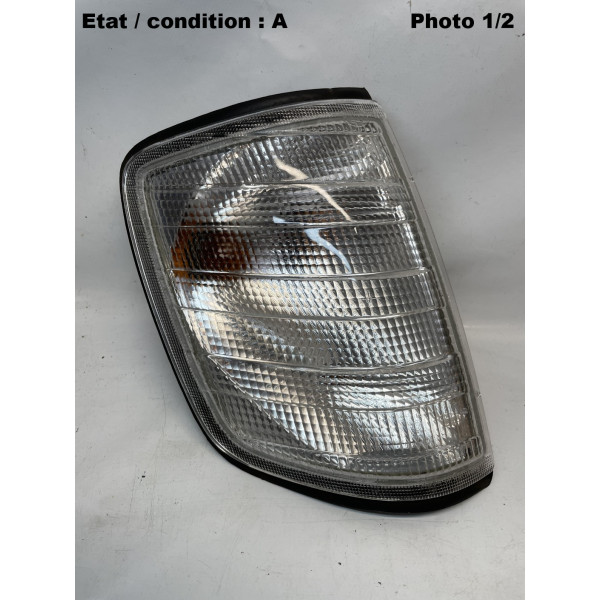 MERCEDES W124 - Feu clignotant droit complet HELLA 2BA 004693-041
