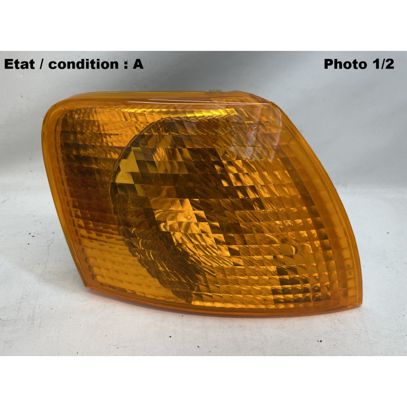 VW Passat - Right front indicator FER 4157