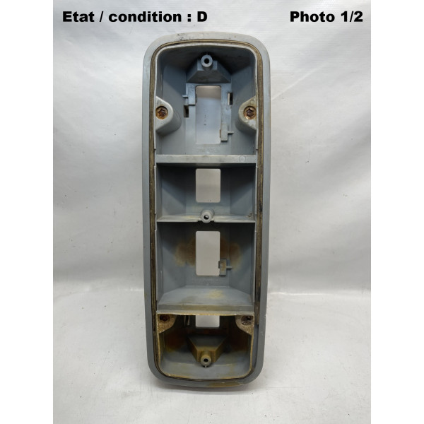 VOLKSWAGEN - Taillight reflector SWF 300.711