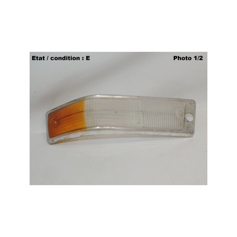 Cabochon feu clignotant veilleuse droit SEIMA 419D (marché italien)