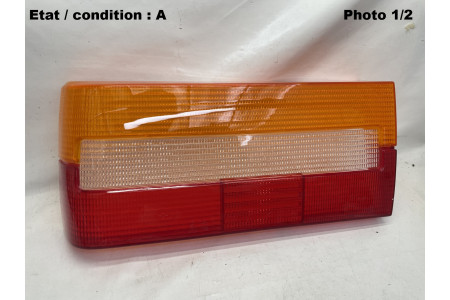 PEUGEOT 309 (-89) - Left taillight lens SIGNALVISION