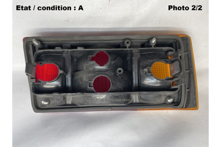 VOLKSWAGEN Golf (74-80) - Feu arrière gauche HELLA 171945095