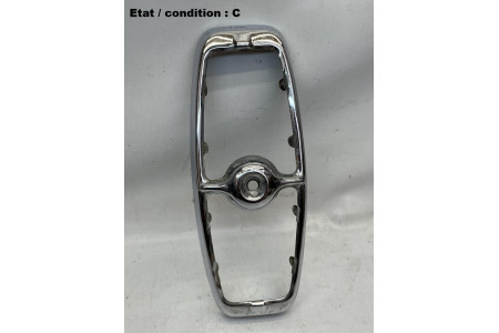 PEUGEOT 203 - Taillight surround LABINAL 2400