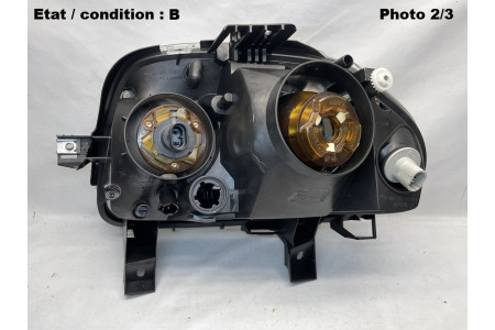 RENAULT Clio Initiale, 16V (98-01) - Right headlight HB3 + H7 HELLA 1EL007510-10