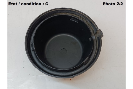 RENAULT - Cache arrière de phare VALEO 086703
