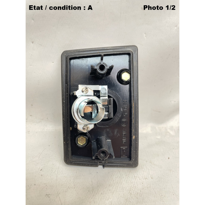 SEIMA 4492 - Left licence plate light bulb holder