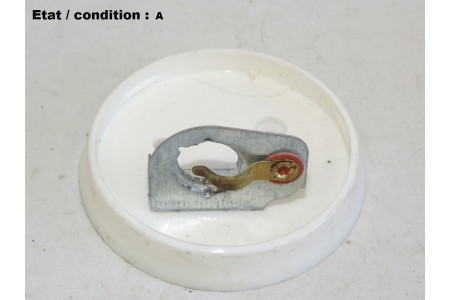 ARA 401 - White bulb holder light BA15s (1 pin)