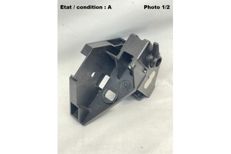 Peugeot 205 - Right headlight holder and adjustment